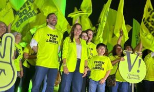 Lee más sobre el artículo Vivianne Clariond inicia su campaña con un llamado a mantener a San Pedro libre de partidos políticos